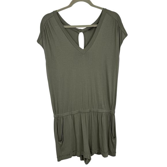Lascana Venus Romper Short Sleeve V Neck Shorts Women size 8 Green - Picture 1 of 12